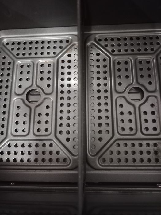 Продам аэрогриль Delme в отличном состоянии