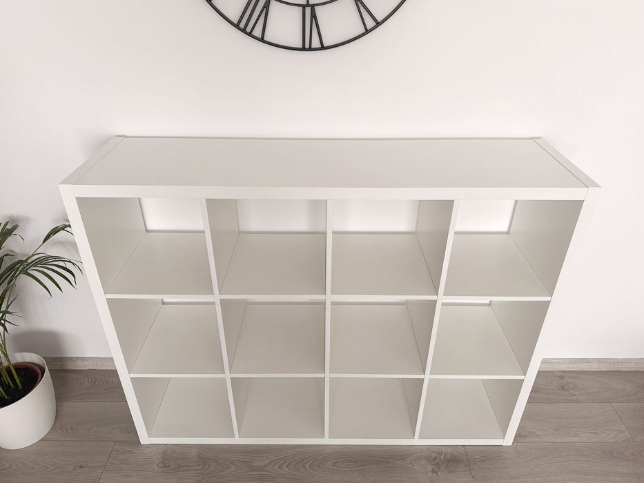 Etajera IKEA, Alb 112 cm x 147 cm