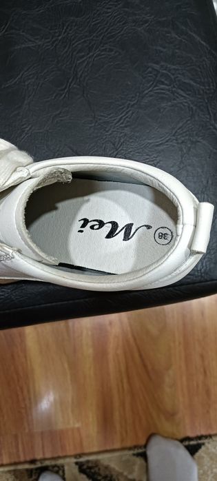 Vând ghete dama noi