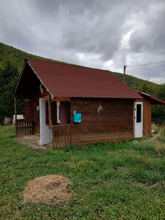 De vânzare casuta din lemn