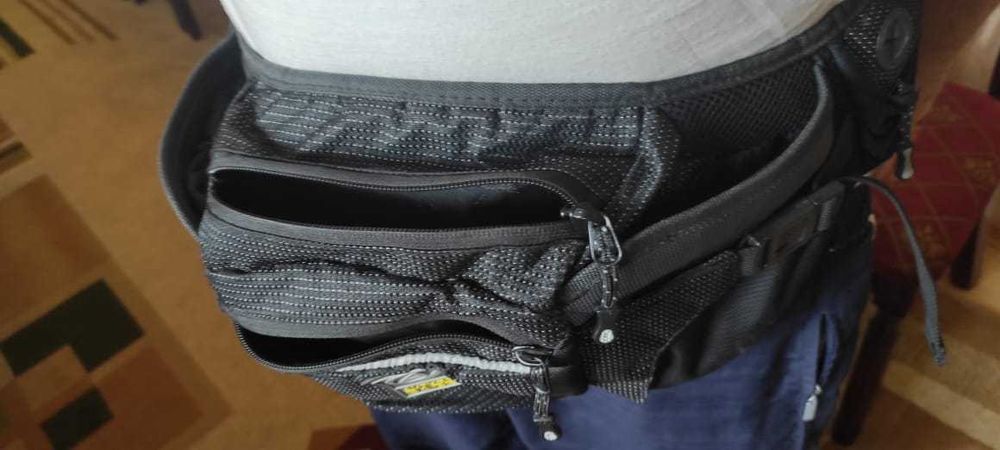 сумка с отделами. Сумка на пояс