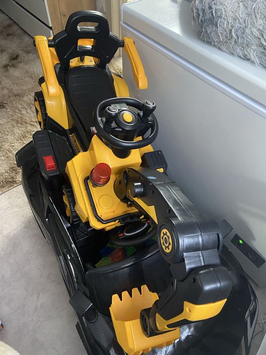 Детский экскаватор