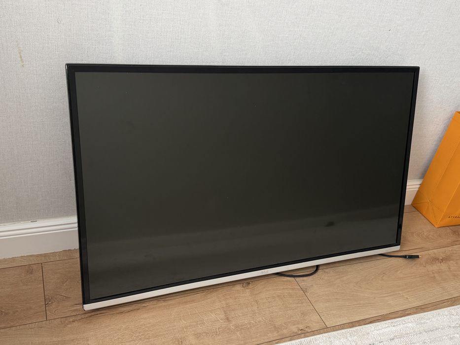 Продам телевизор artel 43 A9000