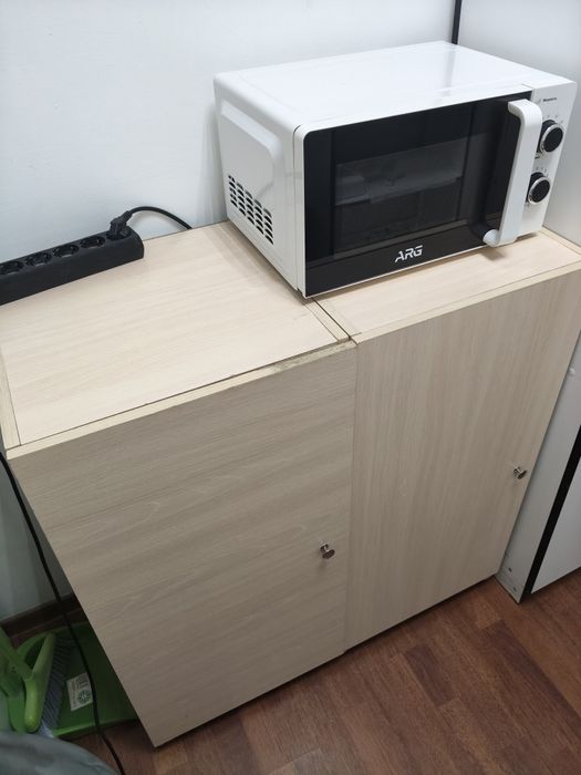 Продам всю мебель для маникюра