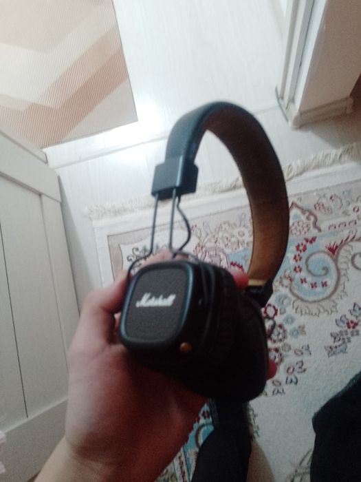 Блутуз науник калонка