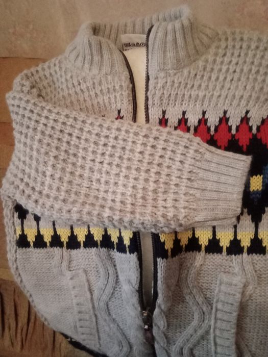 Теплая на меху . Детская кофта.