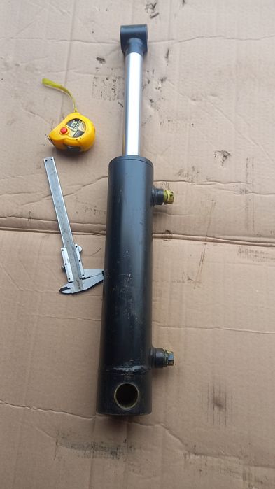 cilindru hidraulic 35 cm NOU