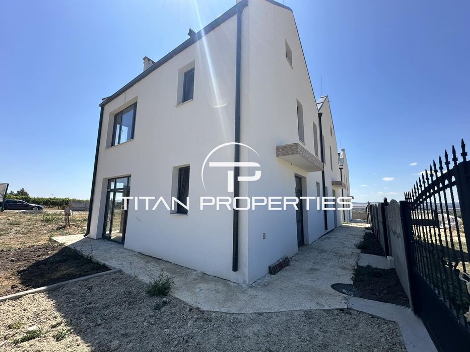 Продава се Къща в с. Кошарица, Област Бургас - 126 кв.м за 1627 €/кв.м - Снимка #2