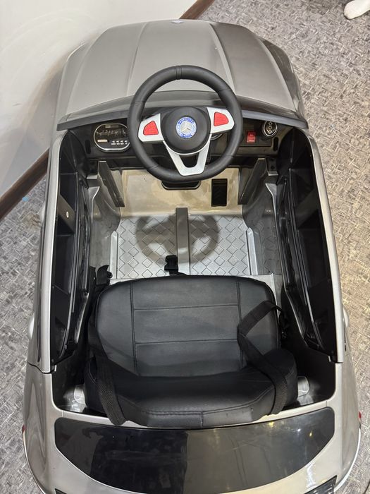 Продам машину на пульте