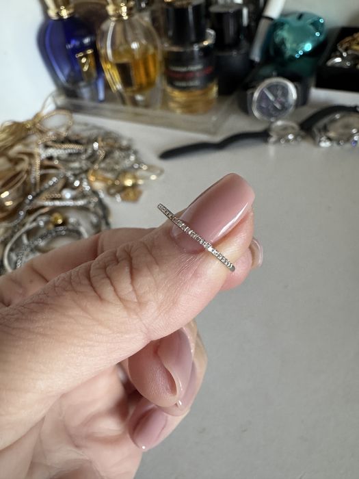 Vandut.  Inel infinity, Teilor, marime 49, nou. Diamante.