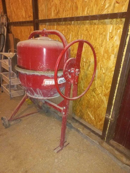 Продается бетономешалка