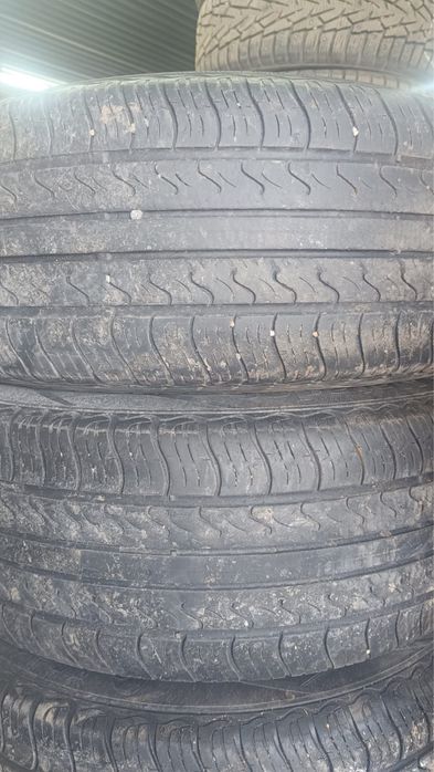 Продам резину комплект 40.000 тг
