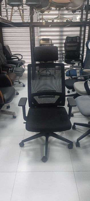 Кресло для офиса и дома - STRONG