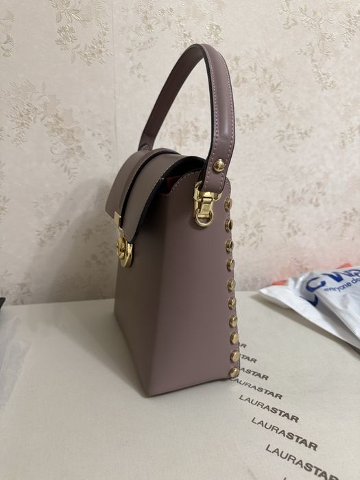 Продаю сумку кожаную