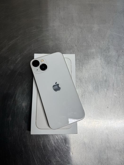 iPhone 13 128gb.