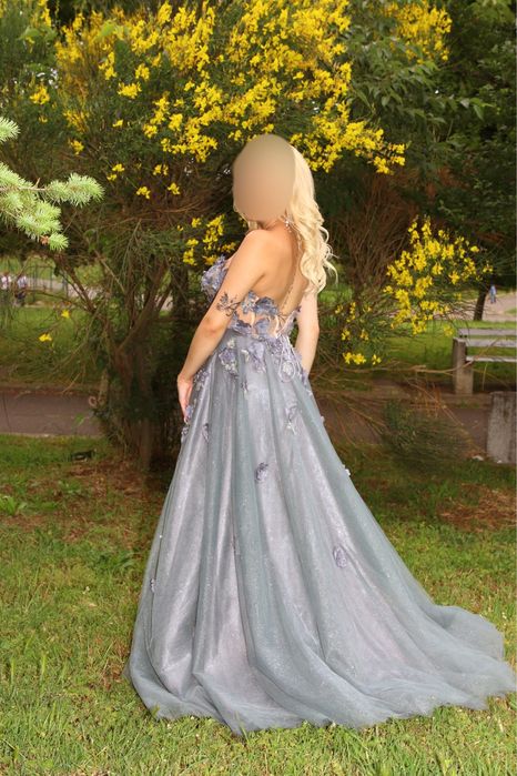 Бална рокля