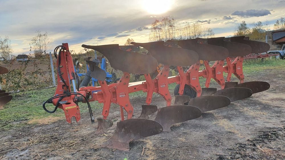 Plug kuhn master 120 5 brazde reversibil