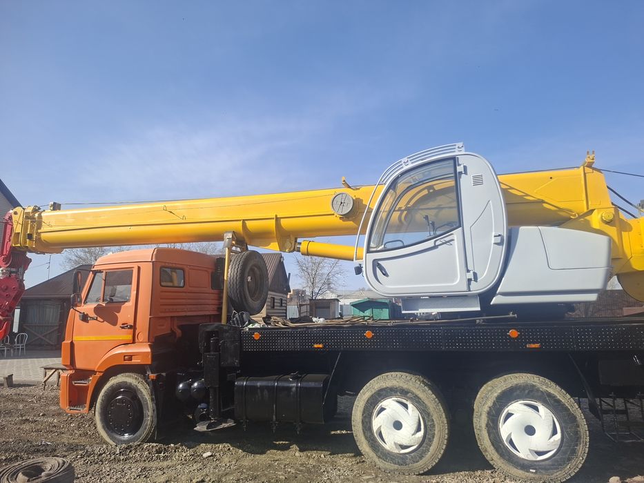 Продам автокран ивановец