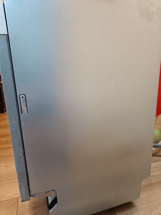 Съдомиялна машина за вграждане Ариели