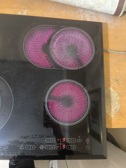 Продам плиту электрическую