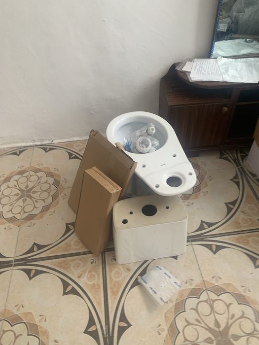 Vand wc baie nou nout