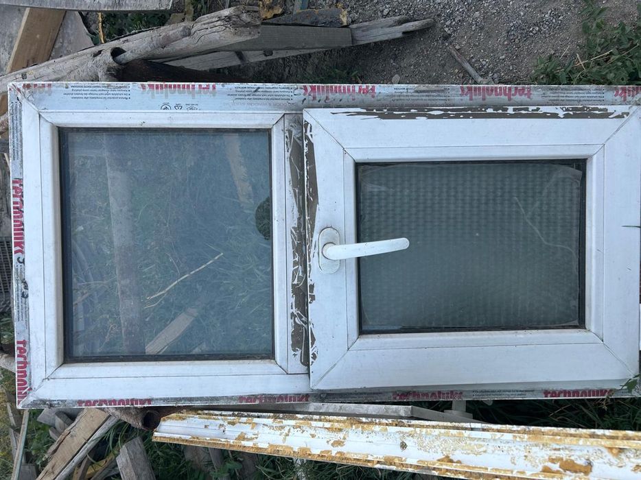 Продаю пластиковое окно