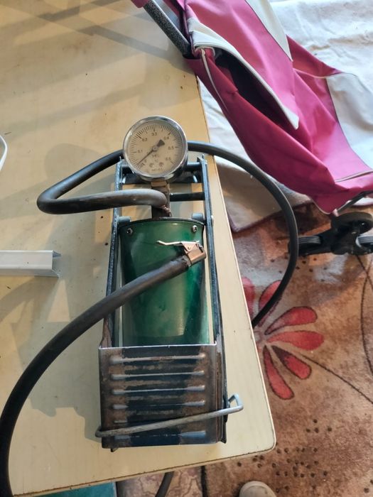 Продам насос ножной