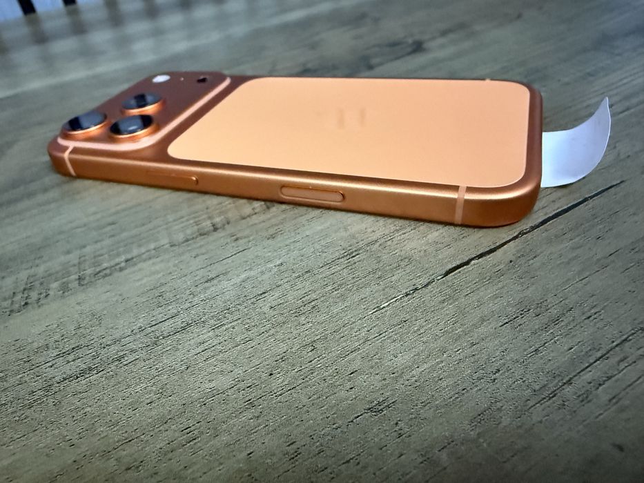 Apple Iphone 17 Pro , Portocaliu , 256GB ,Nou neactivat , Garantie 1an