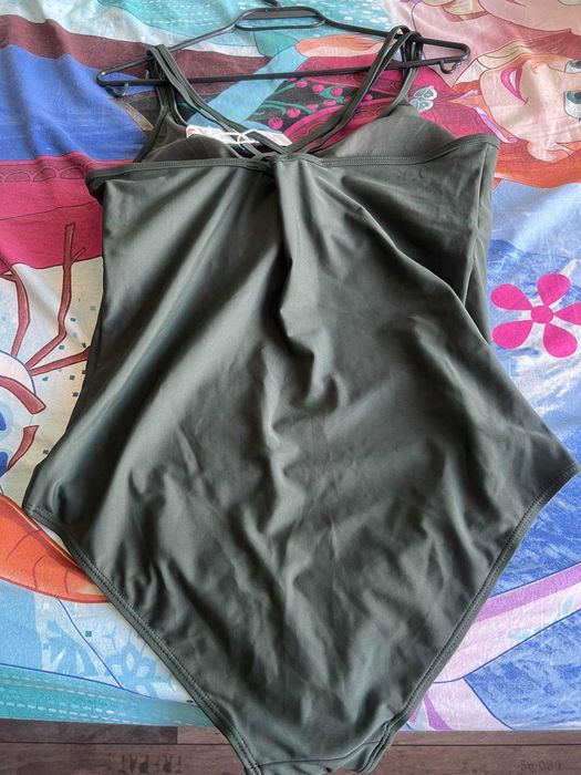 Дамски цял бански