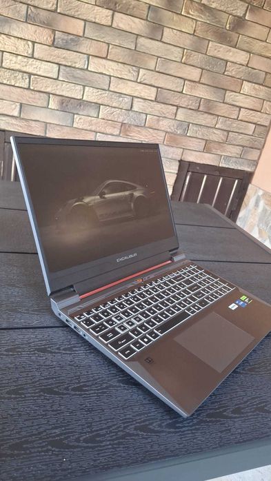 Геймърски лаптоп Casper Excalibur G870