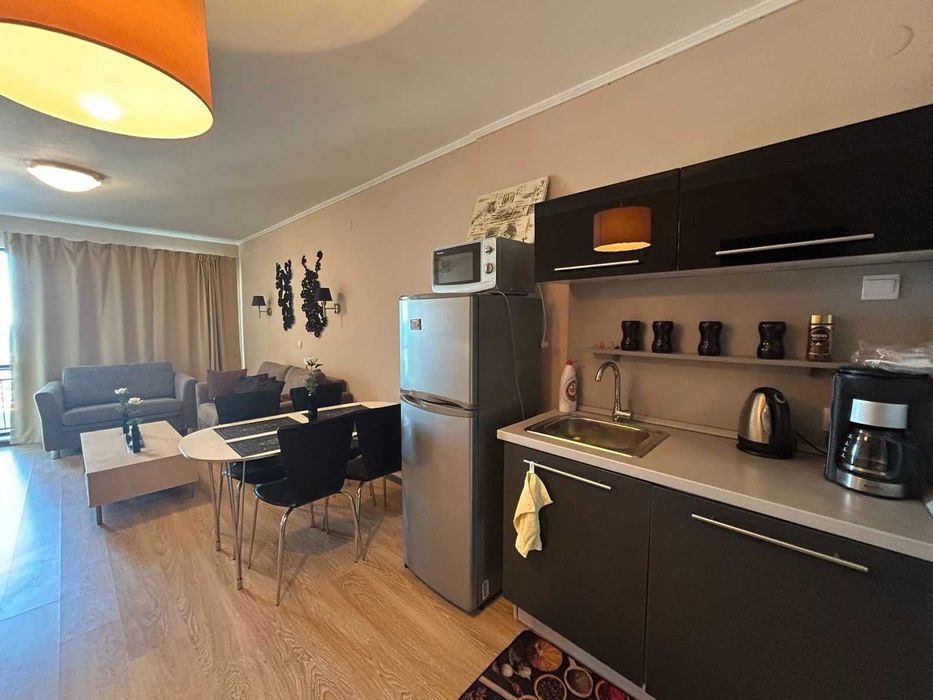 Продава се Двустаен апартамент в Варна, Център - 62 кв.м за 1194 €/кв.м - Снимка #6