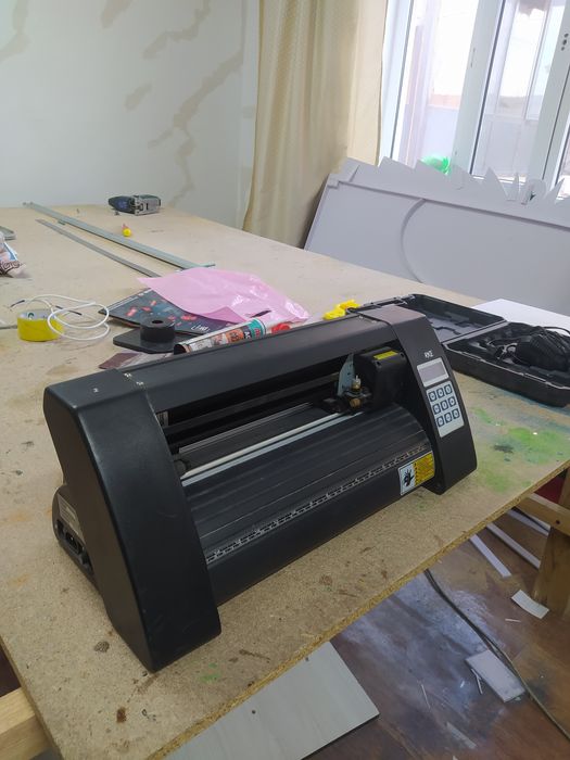широкоформатный принтер плоттер ламинатор