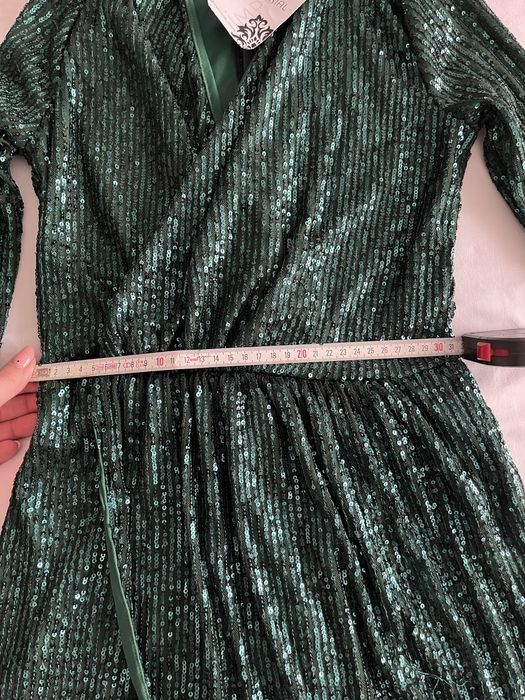 Rochie elegantă verde smarald cu paiete