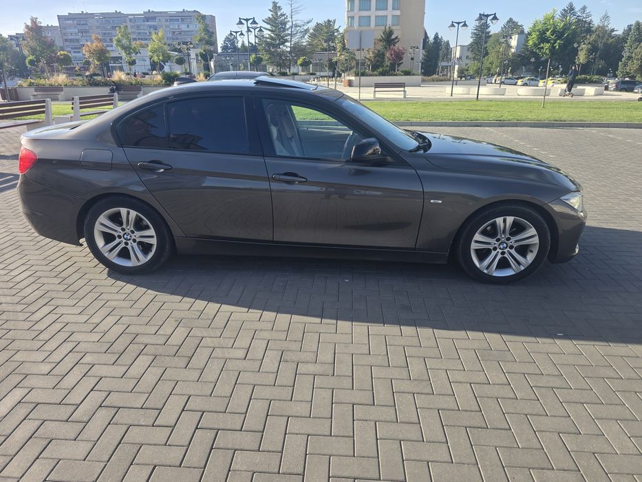 BMW Seria 3 2012 — imagine 5