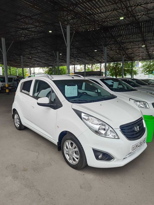 Spark avtomat 2022 yil 9.800$