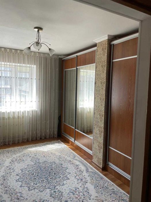 Продам 6 комнатный Дом Аян империя