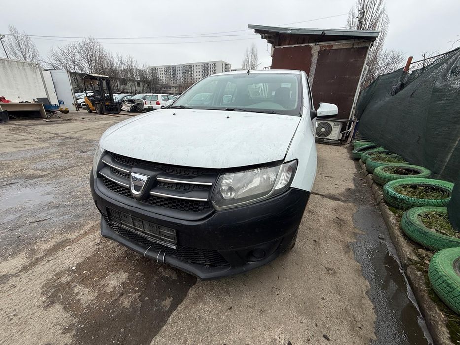 Dezmembrez Dacia Logan  1.2B 2015 D4F-F7