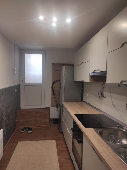 Proprietar inchiriez garsoniera , Calea Bucuresti,Bv,Spitalul Judetian