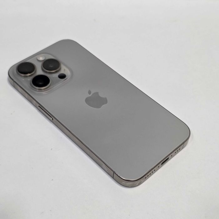 HOPE AMANET P8 Iphone 15 Pro 128 Gb 85 Baterie