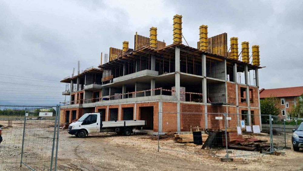 Продава се Двустаен апартамент в Пловдив, Беломорски - 65 кв.м за 1458 €/кв.м - Снимка #4