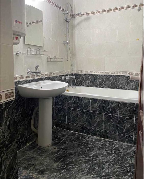 Продава се Четиристаен апартамент в Варна, Възраждане 4 - 113 кв.м за 1372 €/кв.м - Снимка #8