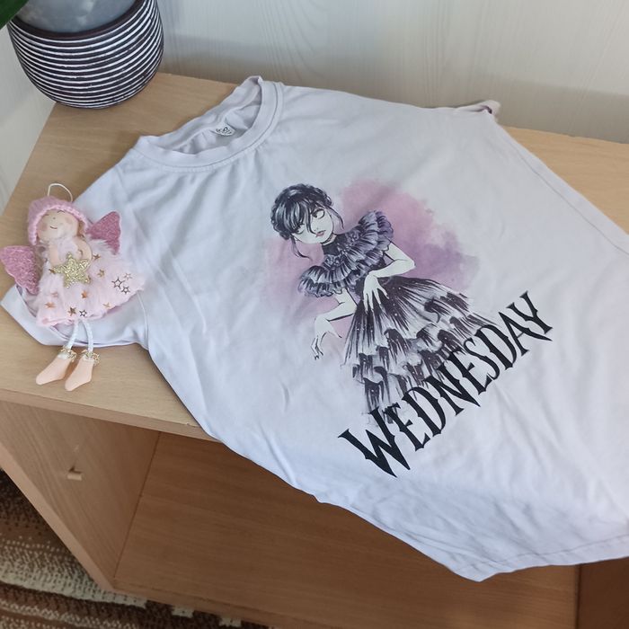 Дрехи за момиче!