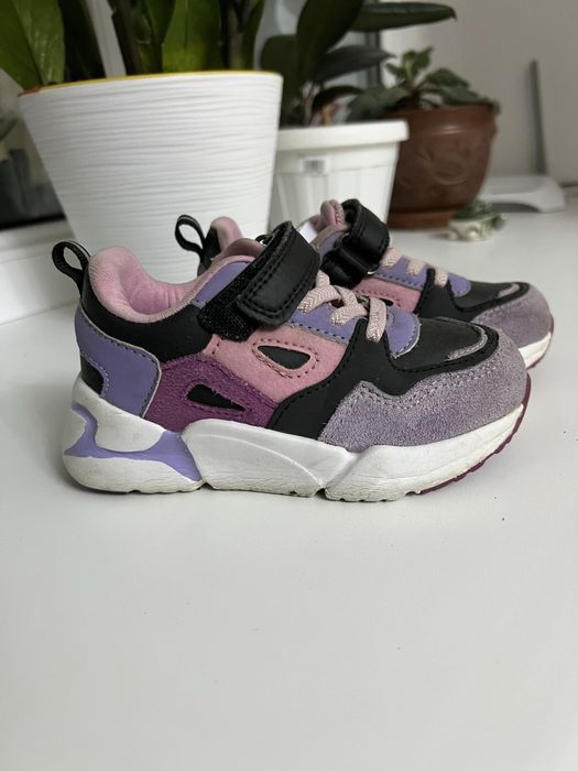 Обувь детская в хорошем состоянии