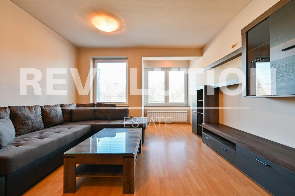 Дава се под наем Двустаен апартамент в София, Лозенец - 67 кв.м за 747.66 € - Снимка #2