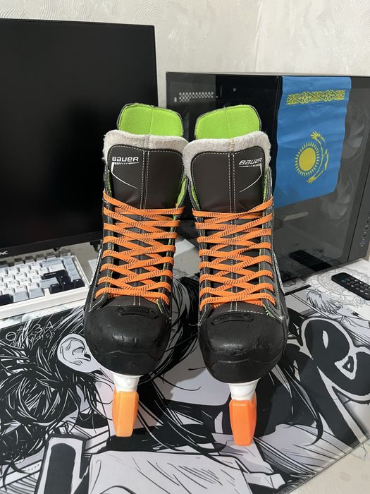 хокейные коньки Bauer