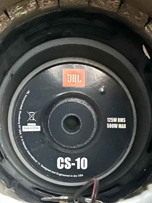 Сабвуфер для авто