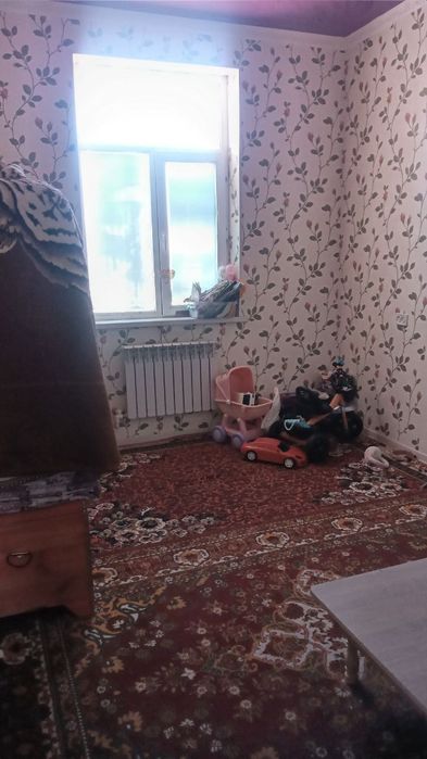 Тахияташ р/н автокассага карама карсы Сулайман домнын 2 этаж 2 комната