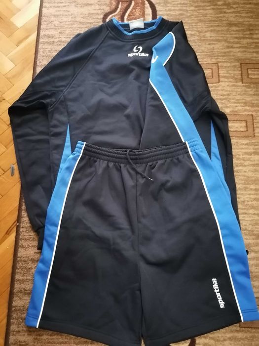 Спортен комплект две части