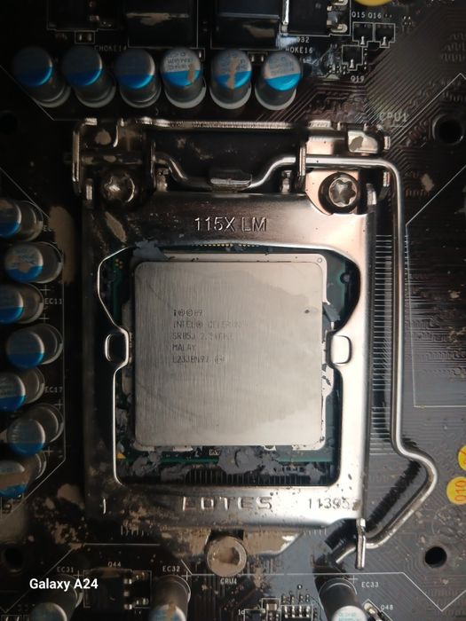 Материнская плата