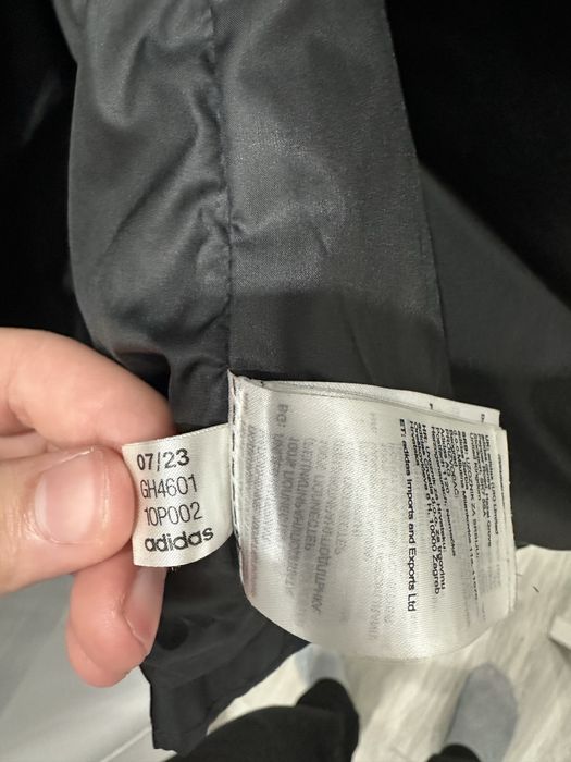 Geaca adidas originala!